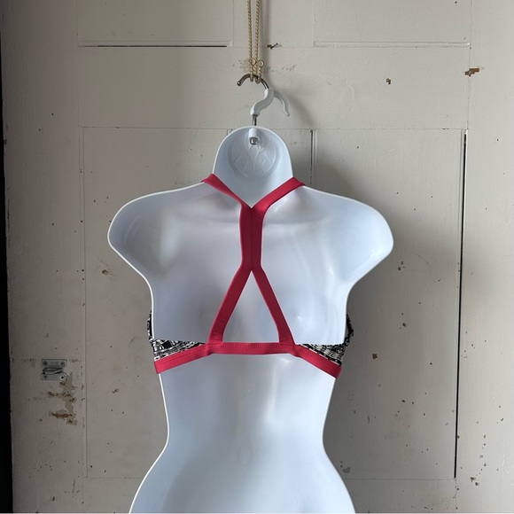 Patagonia Tribal Print Swim Suit Top - Picture 4 of 9